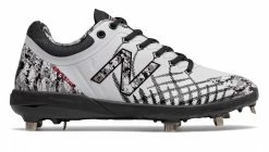 New Balance 4040v5 Metal Spikes – Black/White (L4040PW5)