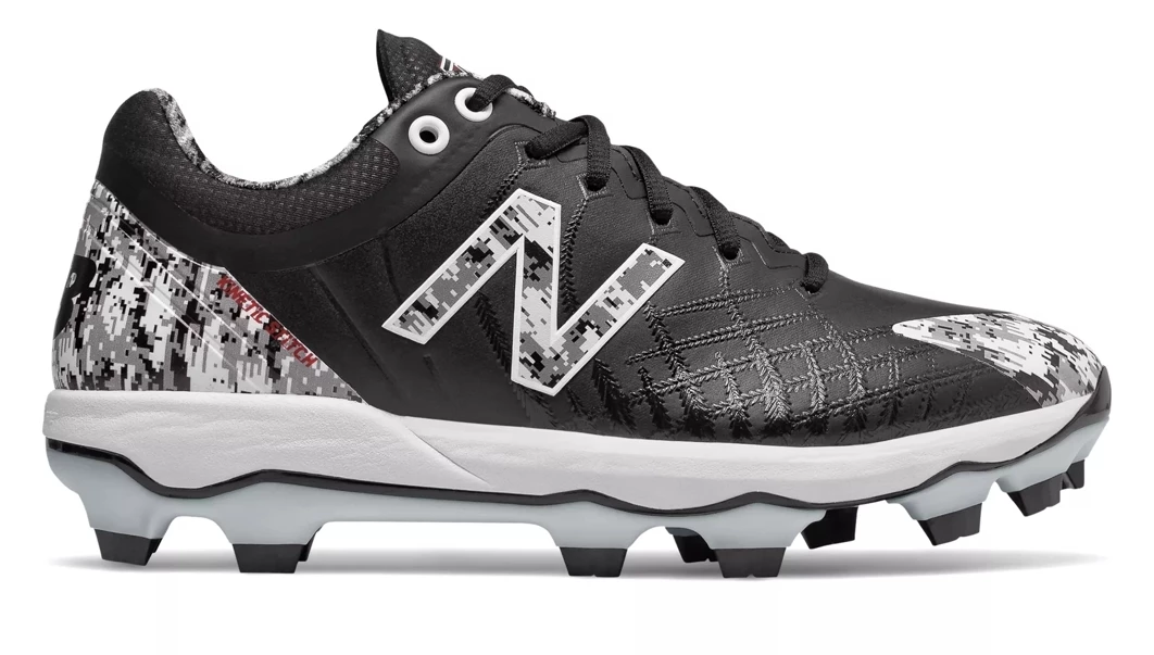 New Balance 4040v5 Adult Molded Cleats – Black/White (PL4040E5) 3 New Balance 4040v5 Adult Molded Cleats – Black/White (PL4040E5)